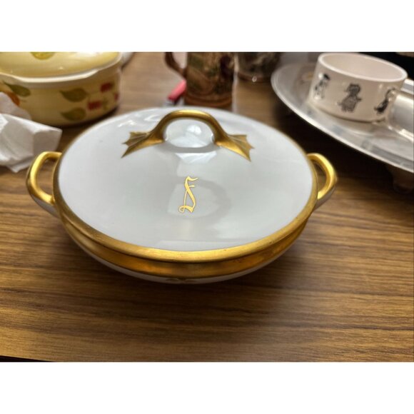 Vintage Bavarian Porcelain Serving Dish With Lid & Gold Handles Monogrammed With - Picture 2 of 3